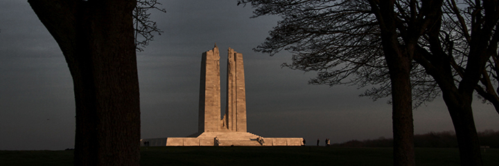 Monument de la crête de Vimy au lever du soleil