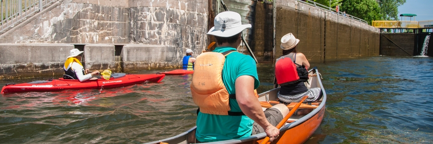 Paddlers enter Lock 20 – Ashburnham.