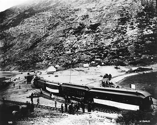 WP&YR passenger train in Bennett