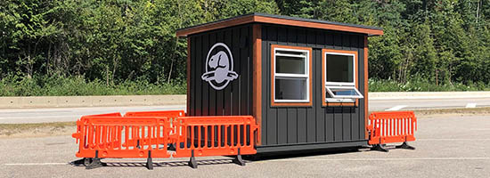 Small welcome kiosk with Parks Canada branding